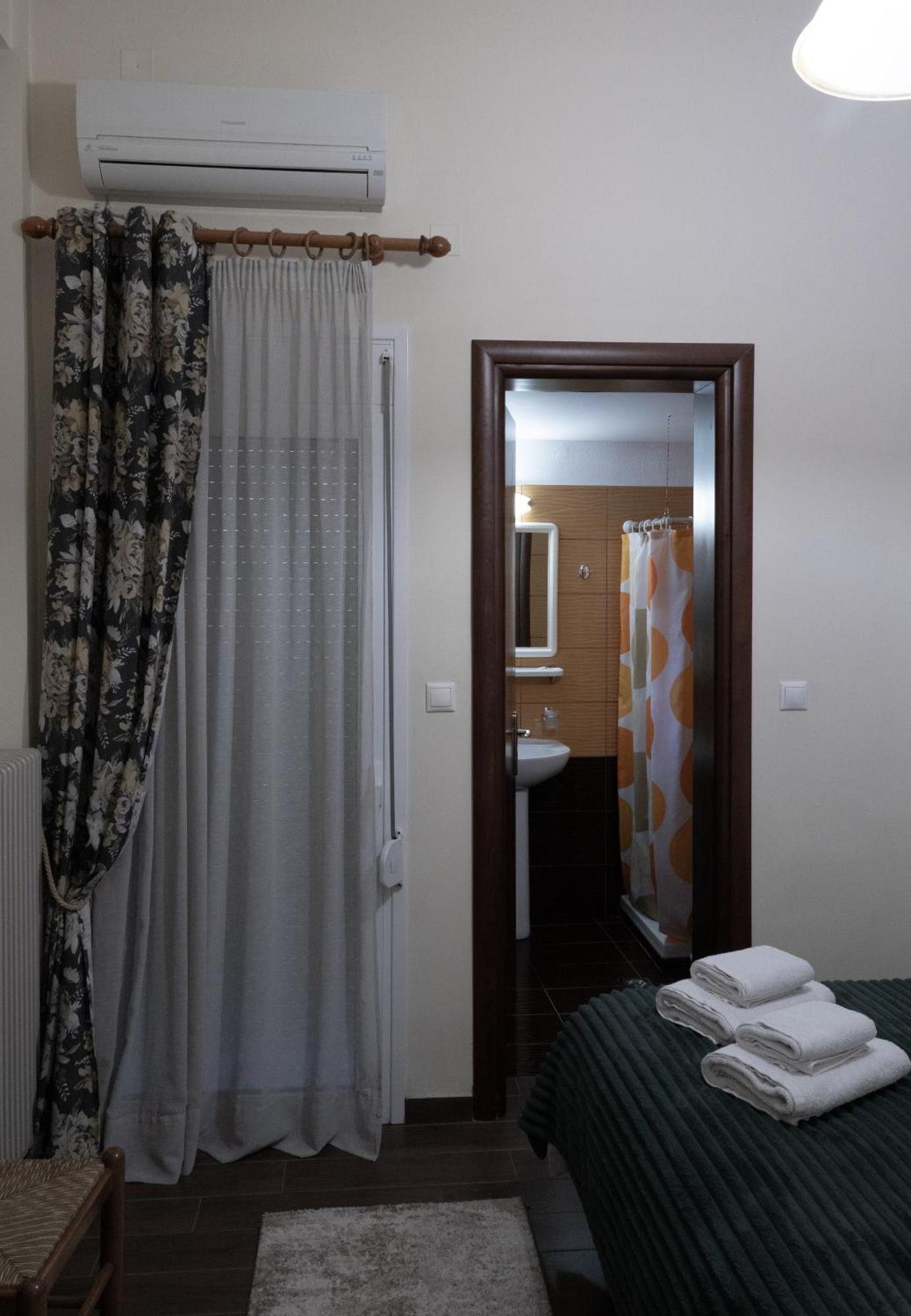 Guesthouse Batalogianni Kalambaka Eksteriør billede
